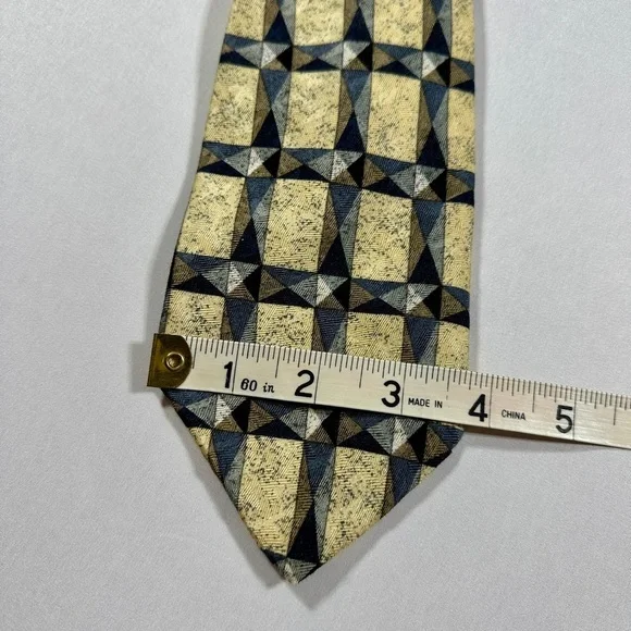 Men’s XMI Silk Necktie​​ - Picture 3 of 4